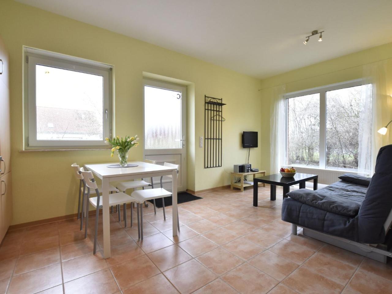Peaceful Apartment In Zierow With Terrace Esterno foto